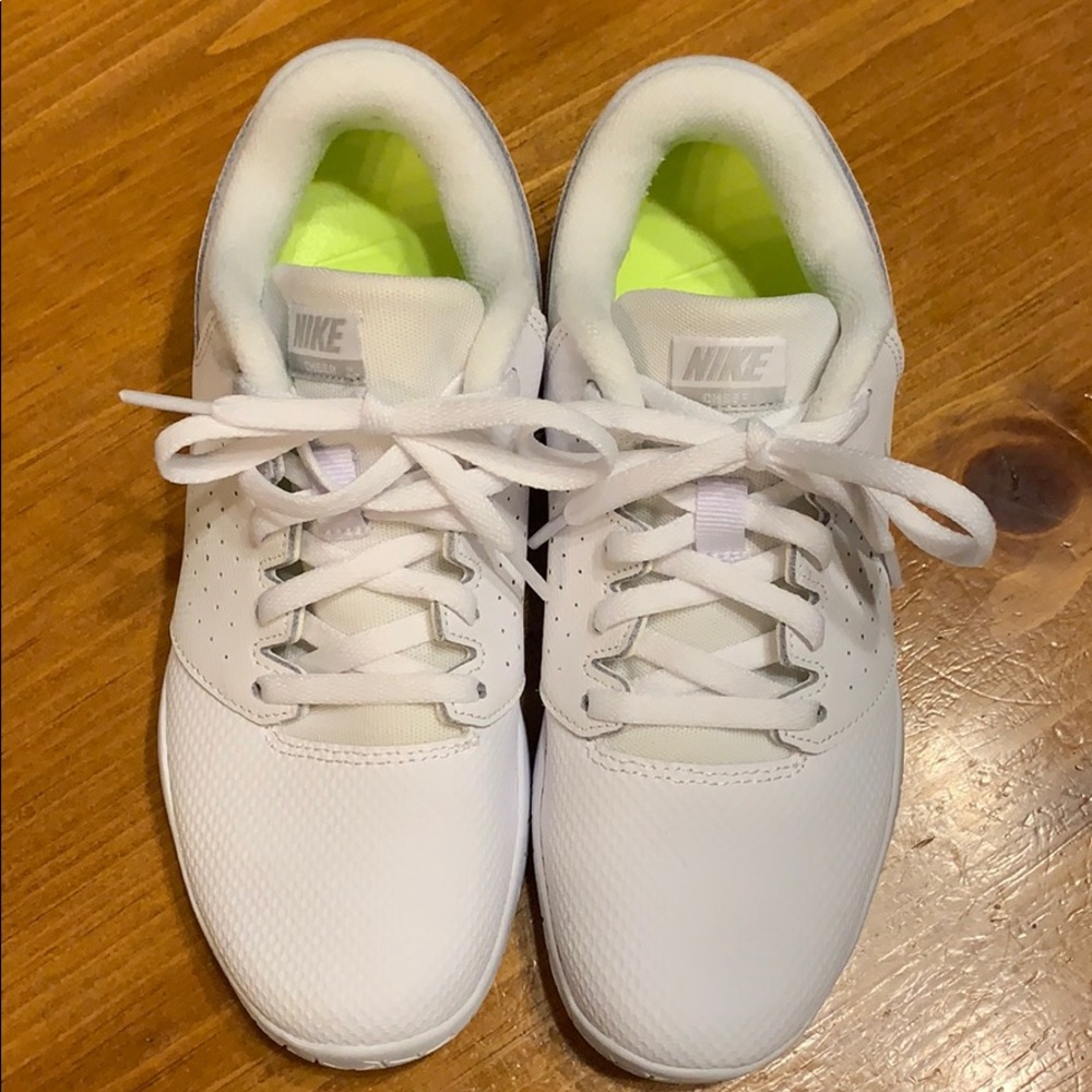 Girls Nike Sideline VI Cheer shoe